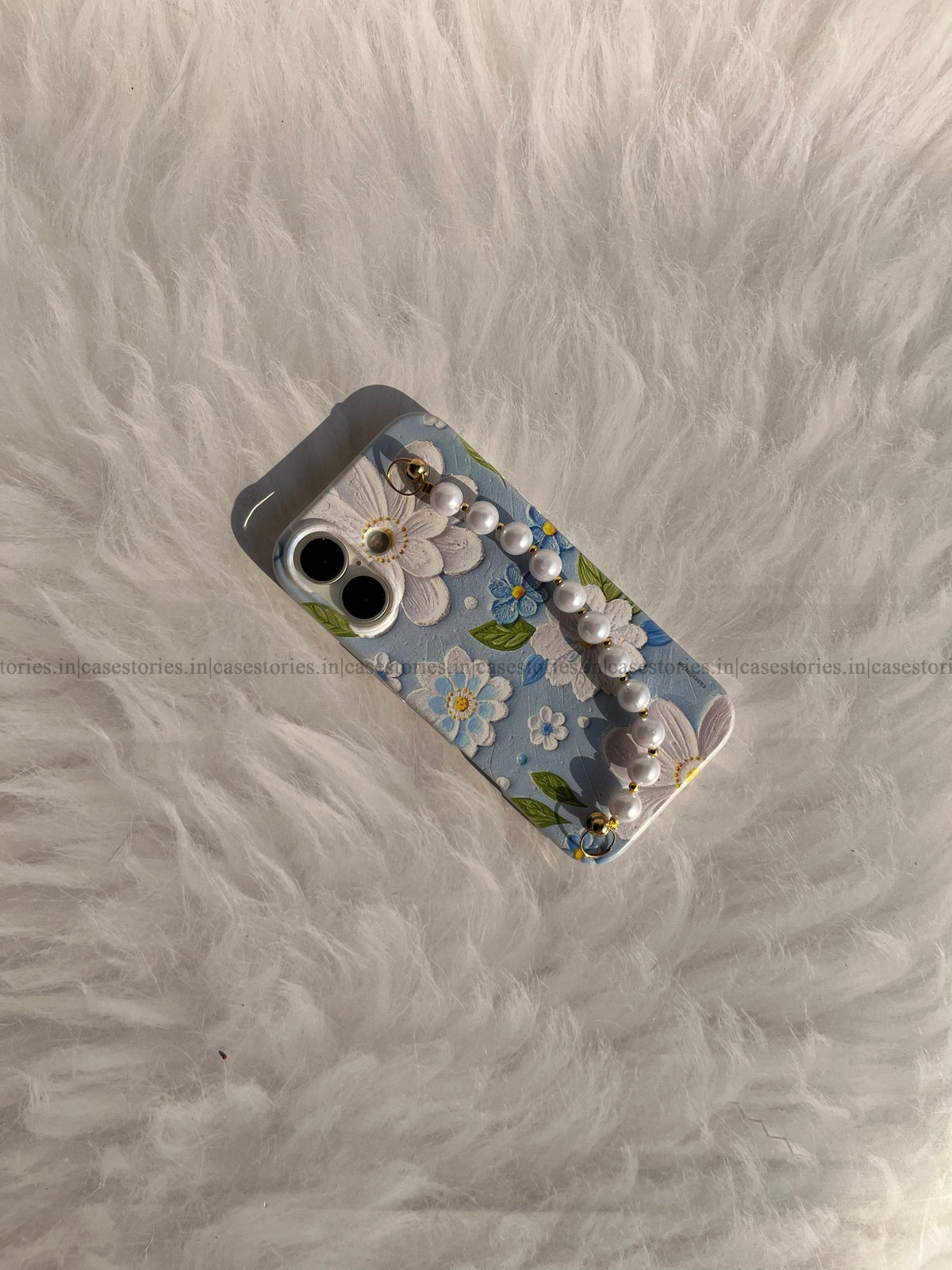 Spring Sky Blooms Chain Case