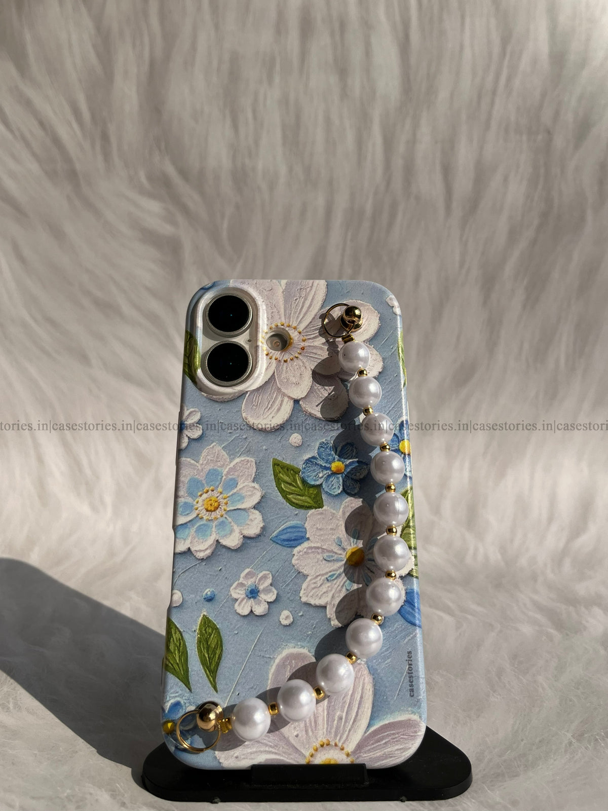Spring Sky Blooms Chain Case